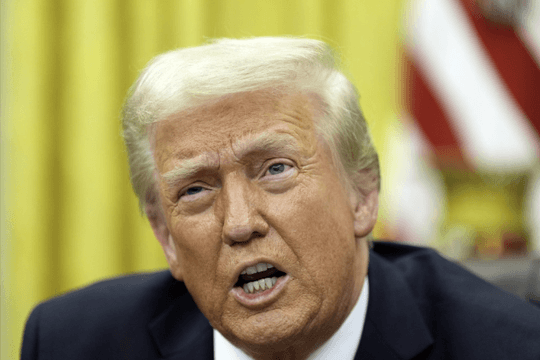 Tổng thống Donald Trump áp thuế 25% đối với tất cả các loại thép, nhôm nhập khẩu