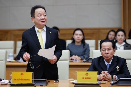 Hai lĩnh vực hàng không và năng lượng tái tạo của Bầu Hiển đang được đầu tư ra sao?