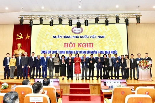 Công bố Quyết định thành lập Đảng bộ Ngân hàng Nhà nước