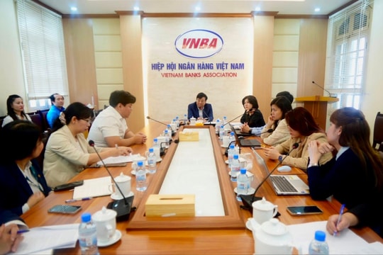 Tiếp tục hoàn thiện Sổ tay hướng dẫn phối hợp hỗ trợ xử lý tài khoản/thẻ liên quan đến giao dịch nghi ngờ gian lận giả mạo, lừa đảo