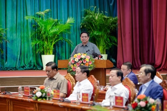 Phát huy truyền thống văn hóa, lịch sử hào hùng, tinh thần thượng võ, "hào khí Tây Sơn" để phát triển