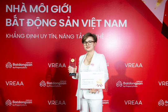 Chuyển nghề giữa đại dịch, nữ môi giới chinh phục thị trường đất nền Nha Trang