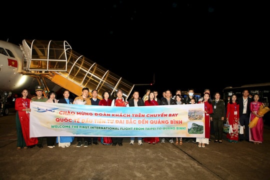 Chào đón chuyến bay quốc tế đầu tiên từ Đài Bắc (Đài Loan, Trung Quốc) đến Quảng Bình