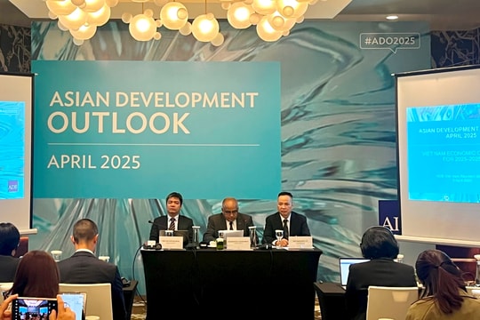 ADB: Kinh tế Việt Nam gia tăng sức mạnh trước các thách thức toàn cầu