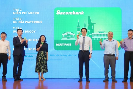 TP. Hồ Chí Minh triển khai giải pháp thanh toán không tiền mặt cho hệ thống xe buýt công cộng, ra mắt thẻ Sacombank Mastercard MultiPass