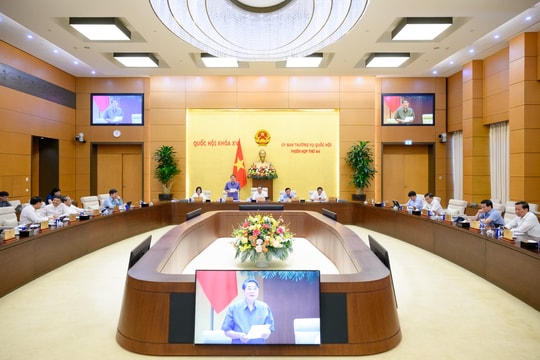 Thống nhất trình Quốc hội giảm thuế giá trị gia tăng đến hết năm 2026