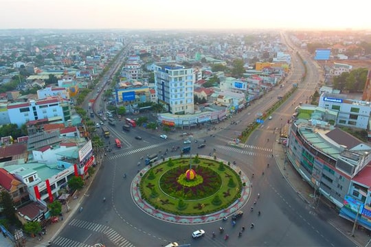Tăng trưởng dẫn đầu Đông Nam Bộ, Bình Phước hút sóng đầu tư bất động sản