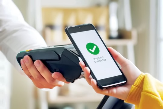 Thanh toán không dùng tiền mặt bùng nổ, giao dịch qua QR Code tăng 150,67% về giá trị