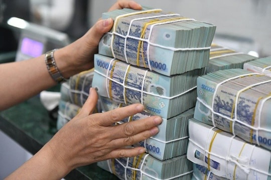 Lãi suất thấp và thanh toán tiện lợi: Góp phần bình ổn thị trường dịp cuối năm