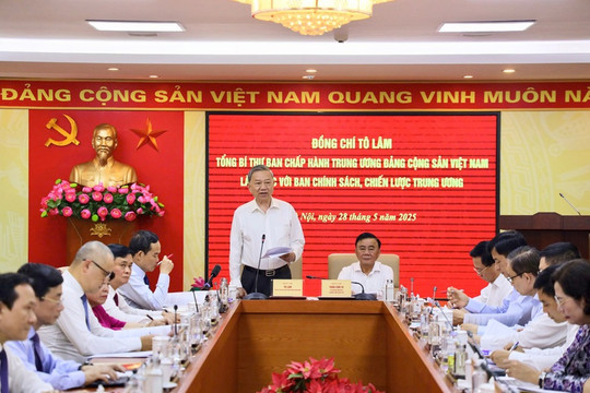 Tổng Bí thư Tô Lâm làm việc với Ban Chính sách, chiến lược Trung ương về cơ chế, chính sách quản lý hiệu quả thị trường vàng