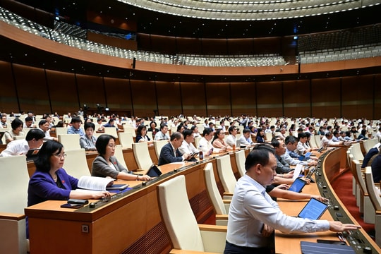 Thông qua nghị quyết thí điểm về một số cơ chế, chính sách đặc thù phát triển nhà ở xã hội