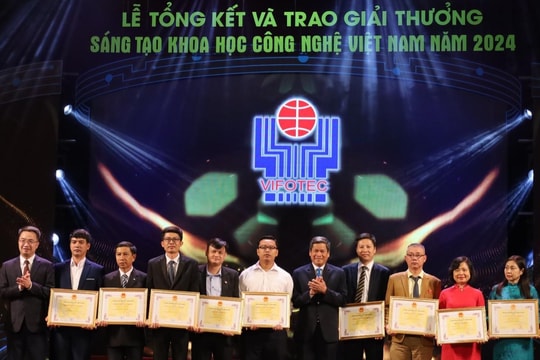 Công nghệ Việt nhận diện chữ viết tay của Viettel AI nhận giải thưởng VIFOTEC