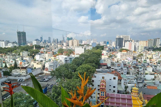 Nhìn lại nhân tố khai mở thị trường bất động sản 2025