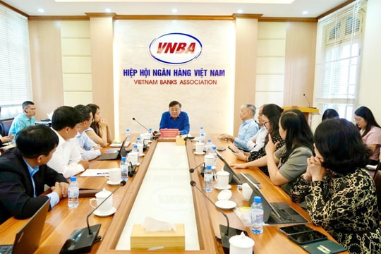 Uỷ ban Rủi ro trực thuộc Hội đồng Hiệp hội Ngân hàng Việt Nam tổ chức họp lần thứ nhất