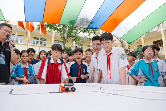 Samsung Solve for Tomorrow on Tour: Hành trình lan tỏa STEM khắp 3 miền