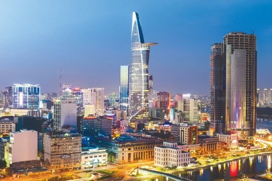 Dự thảo Nghị quyết về Trung tâm tài chính quốc tế: Công cụ chiến lược góp phần đưa Việt Nam thoát khỏi bẫy thu nhập trung bình