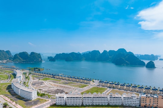 Đất nền sổ đỏ mặt biển Vịnh di sản Thế giới - Cơ hội vàng cho nhà đầu tư nhạy bén