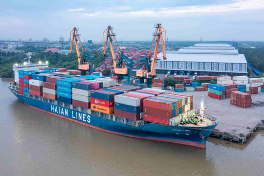 Vận tải và Xếp dỡ Hải An lãi sau thuế 550 tỷ đồng trong 6 tháng đầu năm