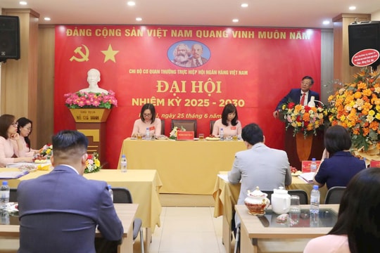 Đại hội Chi bộ CQTT HHNH nhiệm kỳ 2025-2030: Bản lĩnh, sáng tạo, đồng hành cùng sự phát triển của hệ thống các TCTD trong kỷ nguyên vươn mình của dân tộc