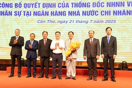 Công bố Quyết định về tổ chức và nhân sự Ngân hàng Nhà nước Khu vực 14
