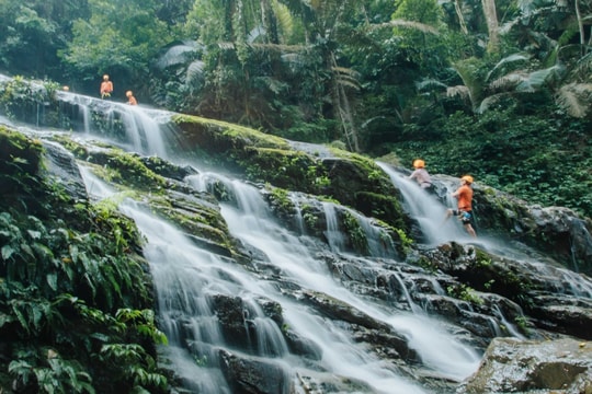 Quảng Trị: Động Châu - Khe Nước Trong và Thác Dương Cầm hấp dẫn vẻ đẹp nguyên sơ