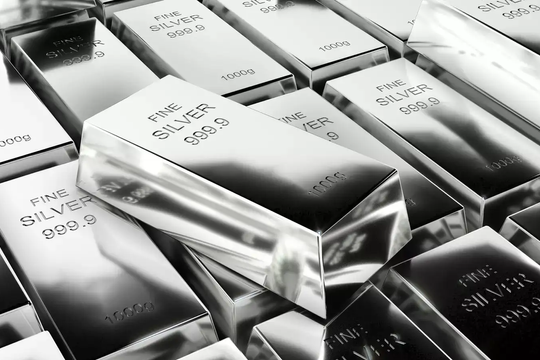 Mỹ đưa bạc vào danh sách khoáng sản trọng yếu, giá bạc tăng vọt