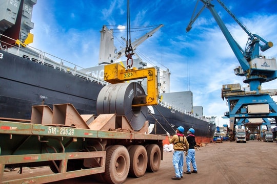 Lò cao số 1 của Hòa Phát Dung Quất 1 vận hành trở lại, cùng lúc sắp vận hành Dung Quất 2