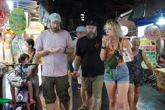 Miễn thị thực cho công dân 12 nước vào Việt Nam du lịch từ ngày 15/8/2025