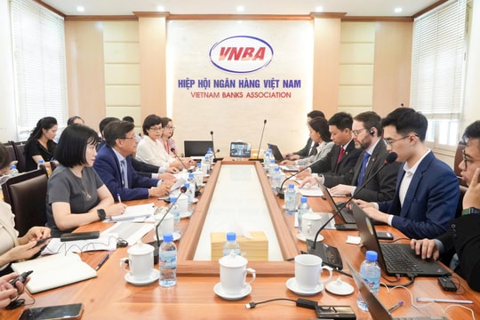 Hiệp hội Ngân hàng Việt Nam làm việc với Đại sứ Vương quốc Anh về tài trợ thương mại