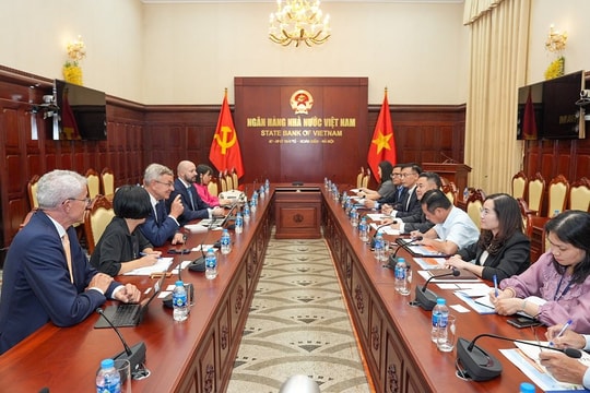 Phó Thống đốc Nguyễn Ngọc Cảnh tiếp đoàn công tác của DZ Bank