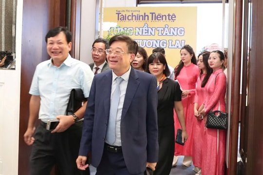 Những khoảnh khắc đáng nhớ tại Lễ kỷ niệm 30 năm Tạp chí Thị trường Tài chính Tiền tệ