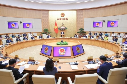 CHÍNH PHỦ DƯỚI SỰ LÃNH ĐẠO CỦA ĐẢNG 80 NĂM HÀNH TRÌNH VÌ NƯỚC, VÌ DÂN