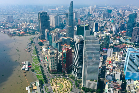 Giá căn hộ chung cư TP. Hồ Chí Minh ngày càng bám sát giá nhà mặt đất cùng khu