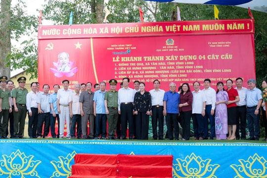 Vĩnh Long khánh thành 4 cầu giao thông nông thôn do Bộ Công an và Vietcombank chung tay xây dựng