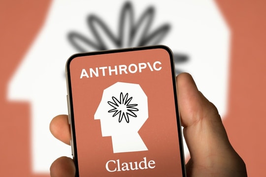 Microsoft đưa Anthropic AI vào 365 Copilot, mở rộng lựa chọn ngoài OpenAI