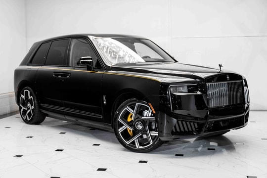 Rolls-Royce Cullinan Black Badge 2025: Đỉnh cao SUV siêu sang