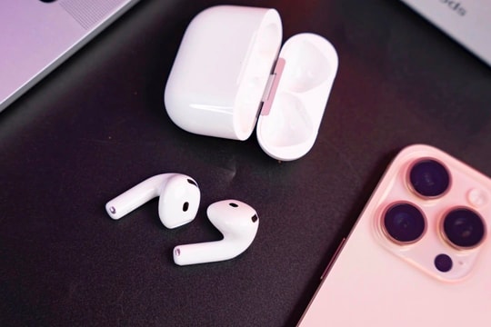 AirPods 4 giảm giá sâu tại Amazon, Walmart và Best Buy