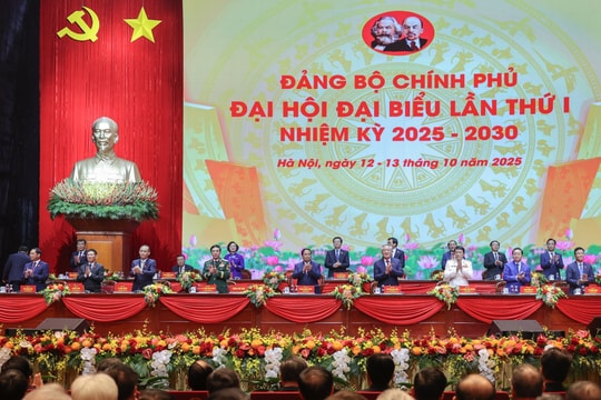 Khai mạc trọng thể Đại hội đại biểu Đảng bộ Chính phủ lần thứ I