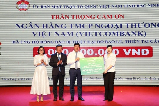 Vietcombank chung tay cùng đồng bào khắc phục hậu quả do thiên tai gây ra