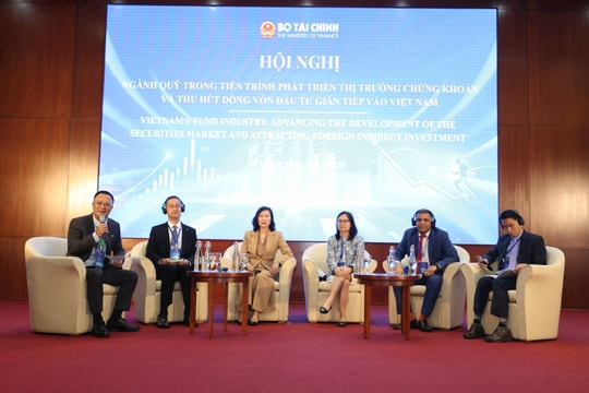 Định vị vai trò của ngành quỹ trong tiến trình phát triển thị trường chứng khoán