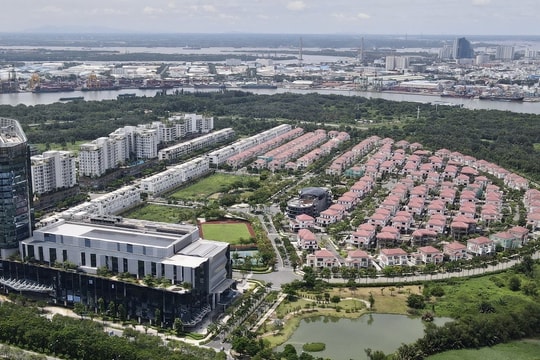 Thị trường bất động sản 2025: Dịch chuyển sang dòng tiền thực và phân hóa mạnh về giá