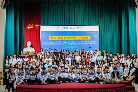 Standard Chartered thúc đẩy giáo dục tài chính cho giới trẻ Việt Nam qua dự án “Tự tin lập nghiệp”
