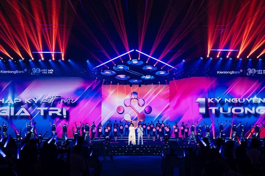 “Concert công nghệ” của KienlongBank viết tiếp hành trình 30 năm “Kết nối giá trị”