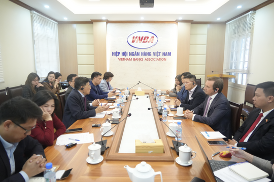 Hiệp hội Ngân hàng làm việc với Tập đoàn công nghệ tài chính Revolut