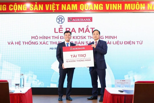Agribank đồng hành cùng TP. Hà Nội trong chuyển đổi số, tài trợ Kiosk thông minh - bước tiến mới trong cải cách hành chính