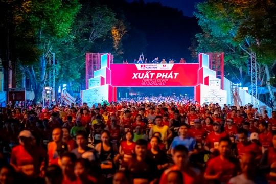 Lan tỏa “Bước chạy vì một Việt Nam vượt trội”, hàng chục ngàn người cùng Techcombank trao cơ hội bước đi cho trẻ em Việt