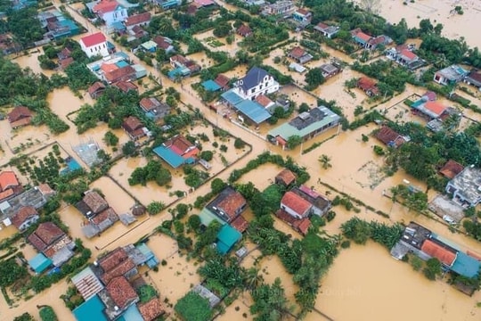 Khẩn trương giải quyết chính sách, chi trả bảo hiểm cho người dân, doanh nghiệp chịu ảnh hưởng bởi lũ lụt tại khu vực Trung Bộ