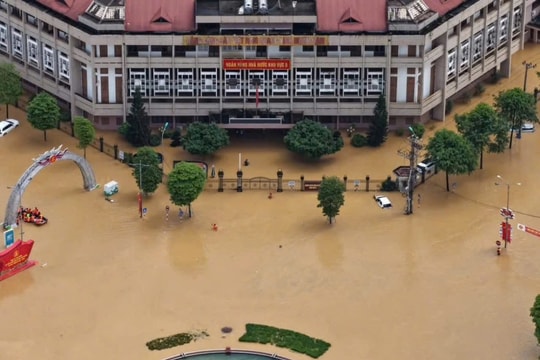 Công đoàn Ngân hàng Việt Nam kịp thời hỗ trợ cán bộ, người lao động bị ảnh hưởng do thiên tai