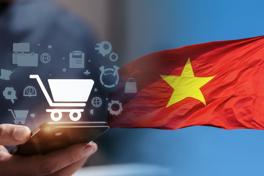 Người tiêu dùng Việt Nam chuyển mạnh sang kênh số và thương mại điện tử để mua sắm Tết