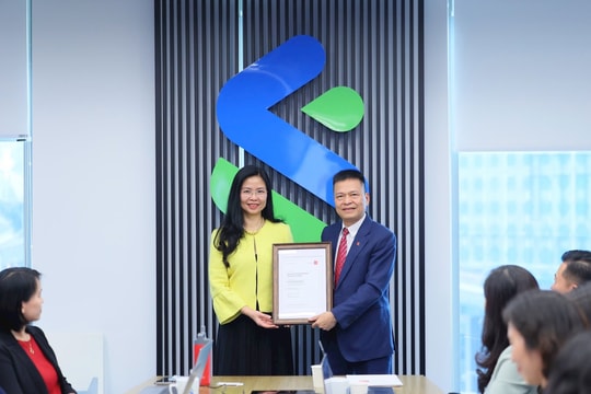 Standard Chartered và ACCA hợp tác phát triển nhân tài, xây dựng tương lai bền vững tại Việt Nam
